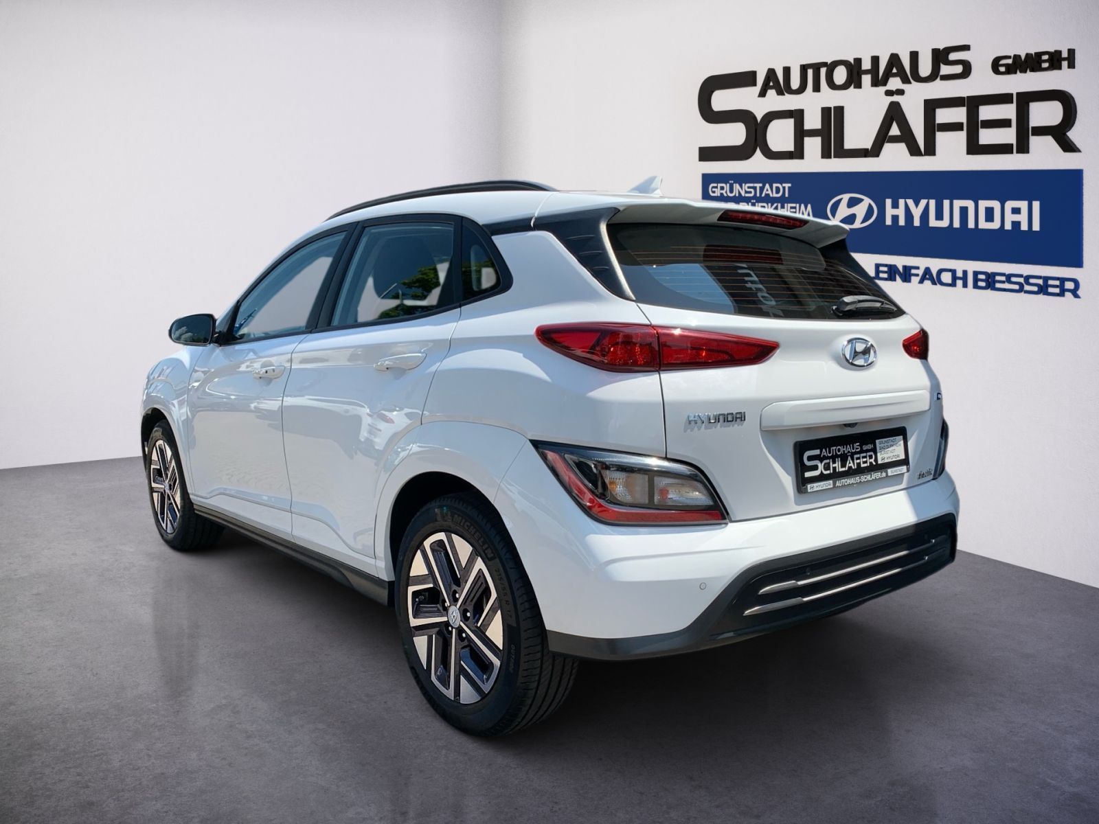 Fahrzeugabbildung Hyundai KONA Select Elektro 11 kW OBC Sitzheizung