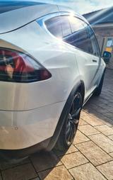 Tesla Model X P90D Free Supercharging - Tesla Model X aus 2016