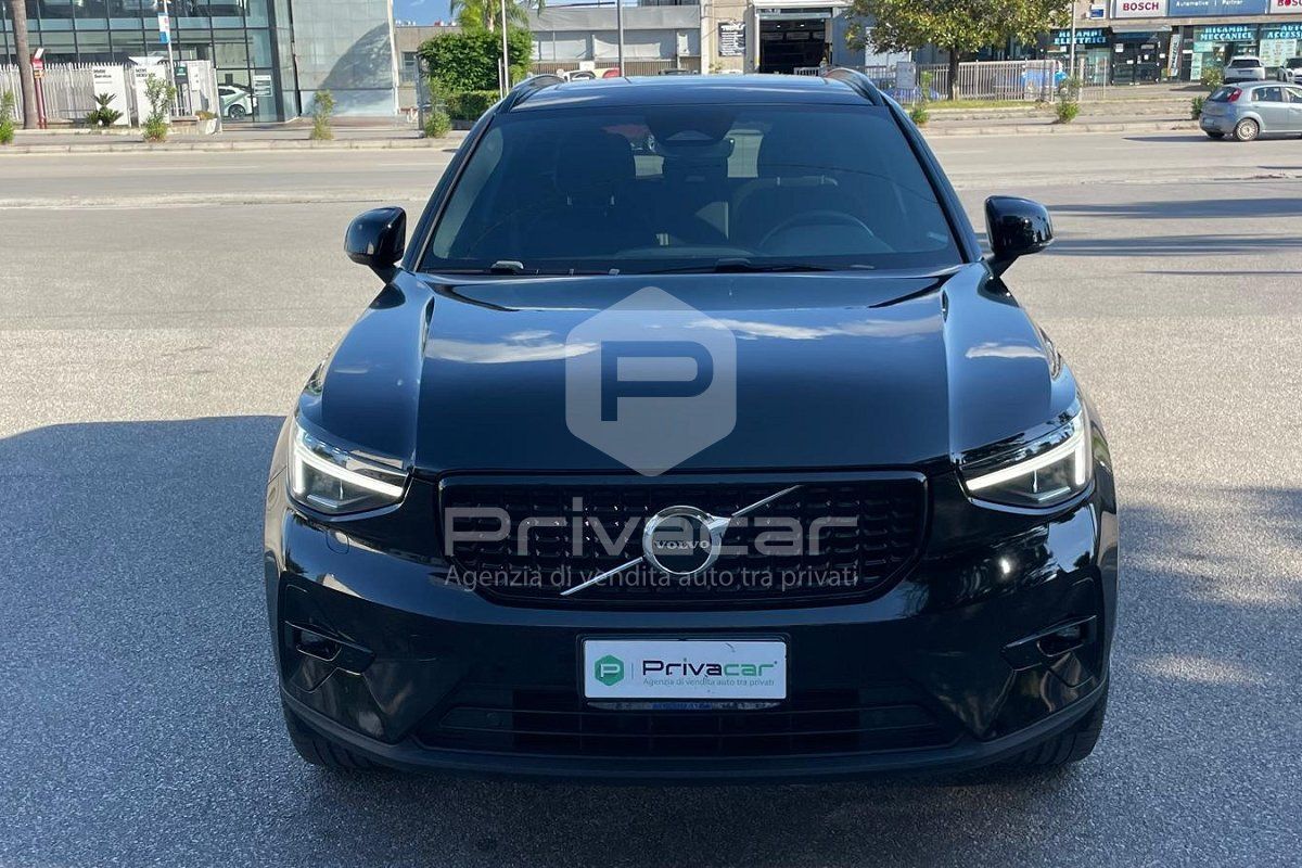 Volvo VOLVO XC40 B3 automatico Ultimate Dark imagem 2