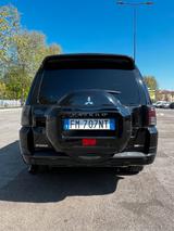 Mitsubishi Pajero 3,2 DI-D 4WD Edition 100 n72 - Mitsubishi Pajero mit Panoramadach