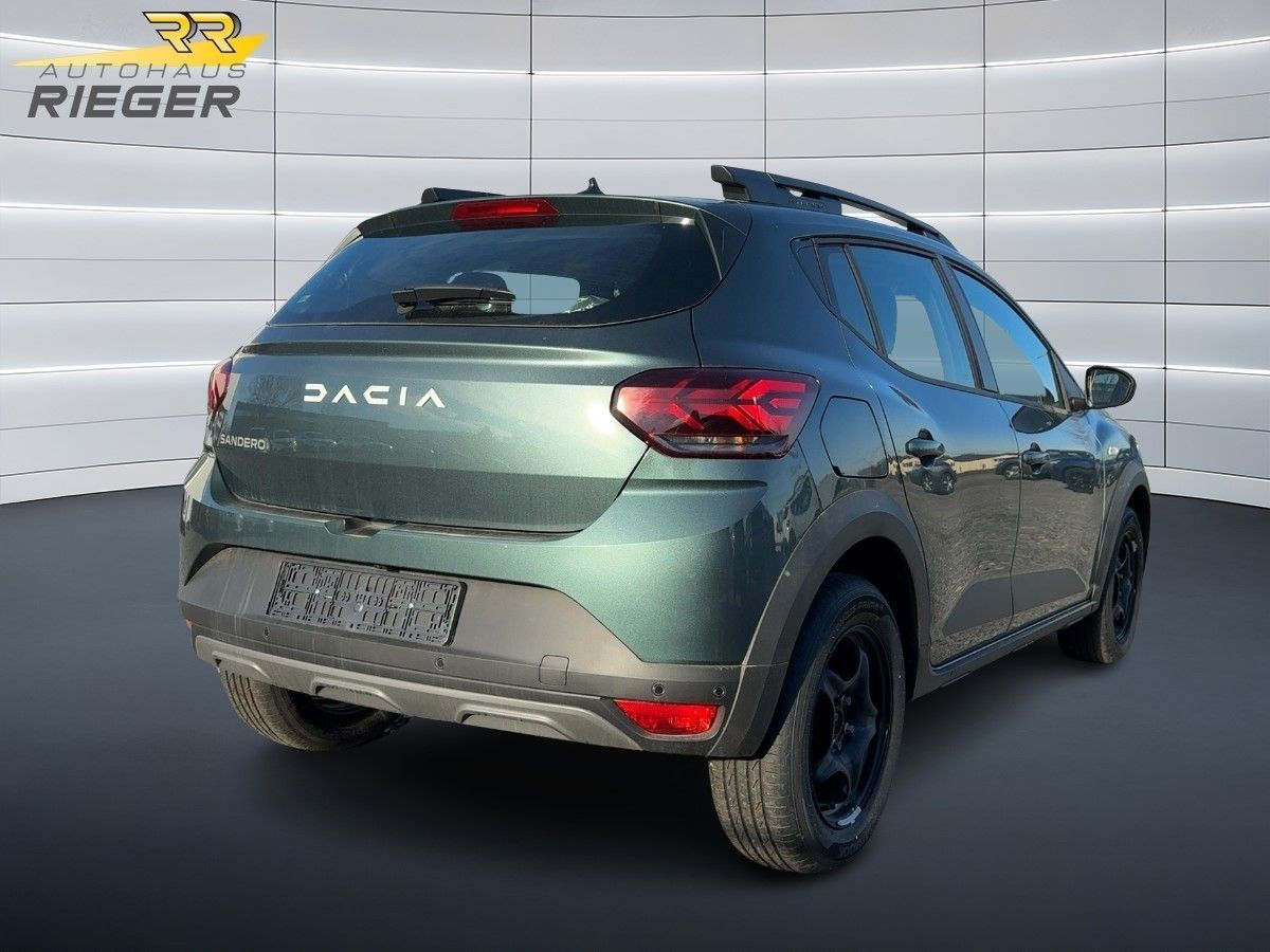 Fahrzeugabbildung Dacia Sandero III Stepway Expression TCe 90