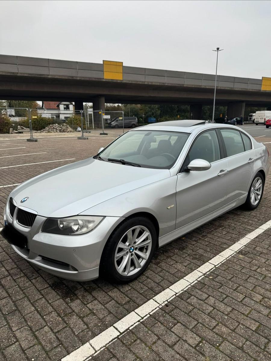 BMW 325