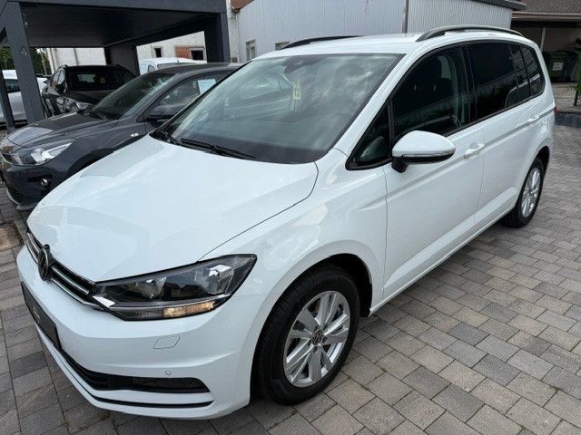 Image of Volkswagen Touran