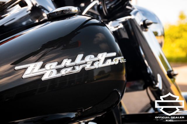 Fahrzeugabbildung Harley-Davidson ROAD KING CUSTOM TOURING FLHRSI