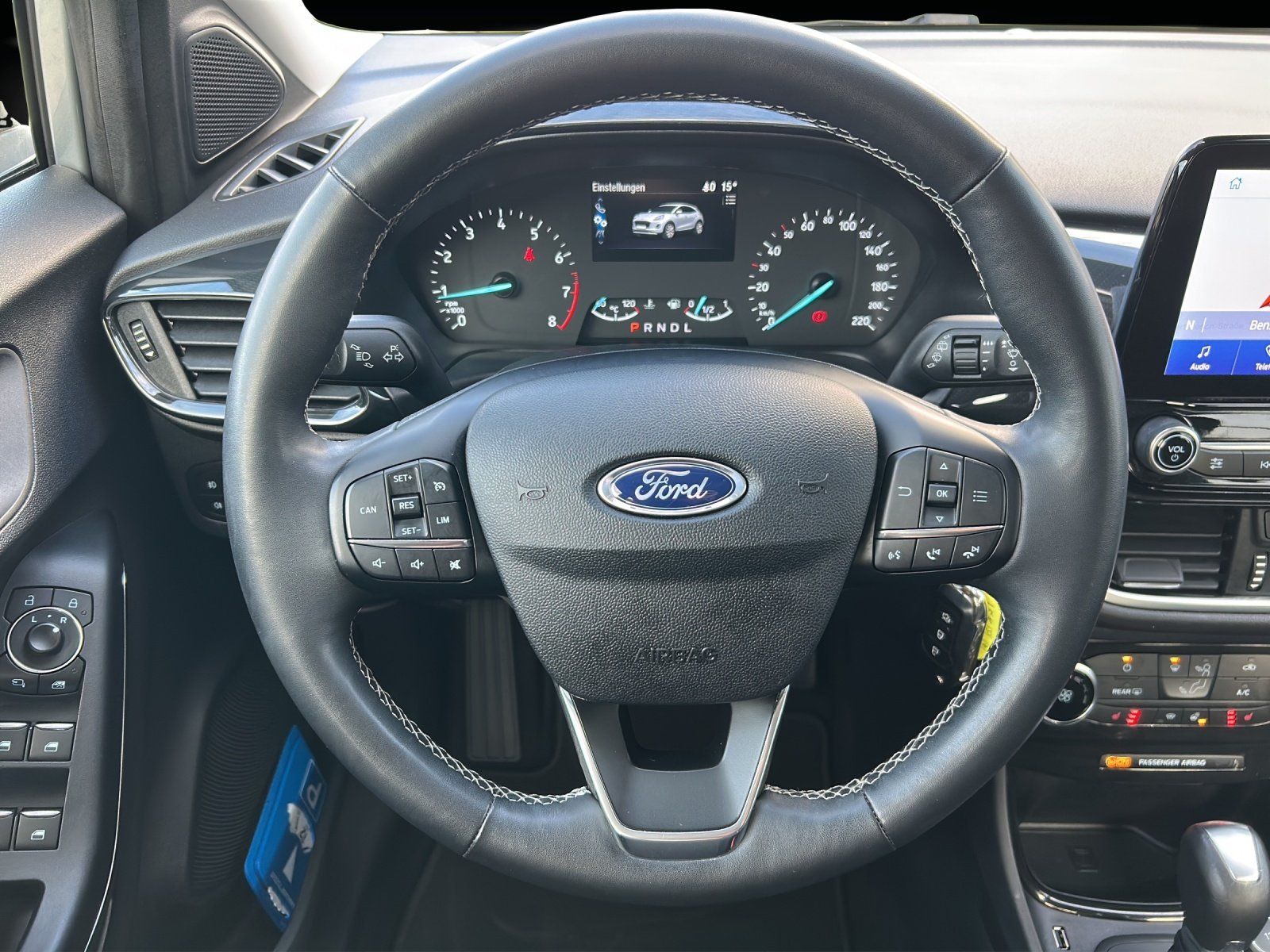 Fahrzeugabbildung Ford Puma 1.0 Titanium Aut./LED/GRA/PDC/SHZ/