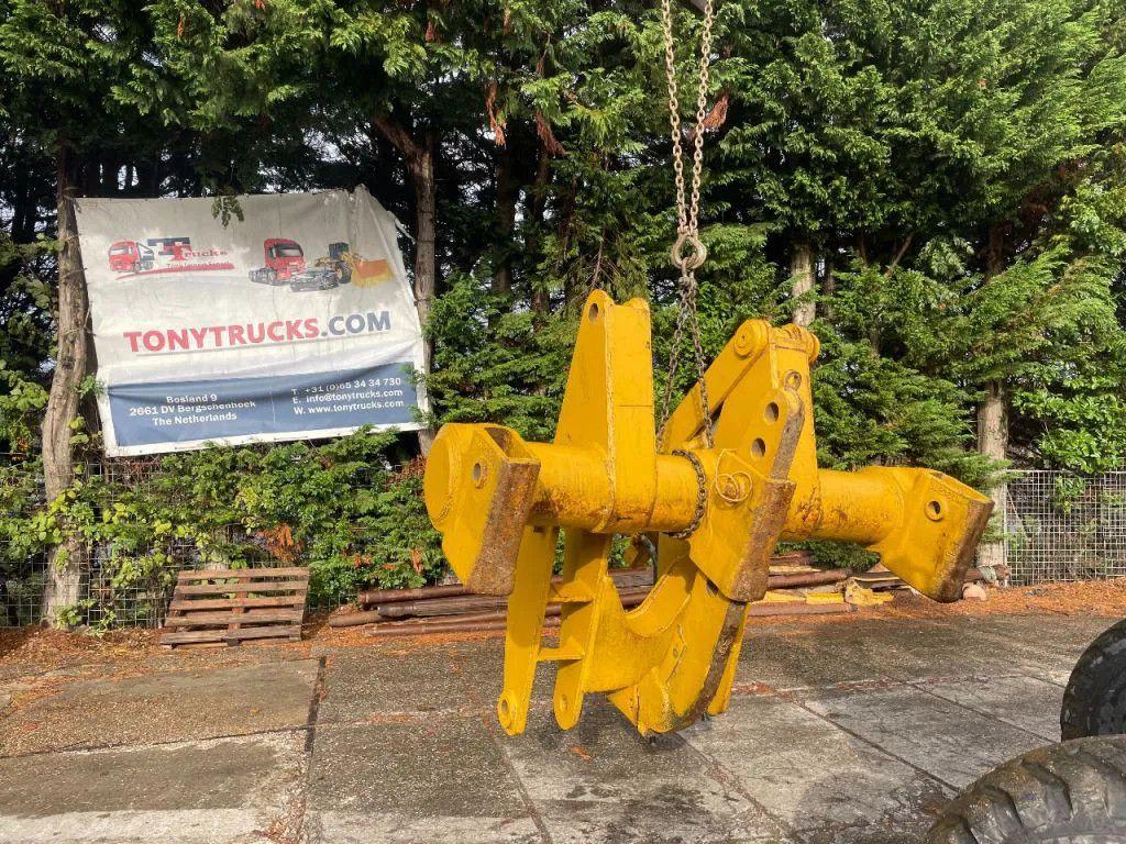 CAT Ripper compatible with D7R and D7H Ripper compat