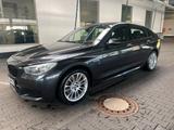 BMW 530d GT xDrive LCI-Version mit M-Sportpaket - schwarze BMW 530 Gran Turismo