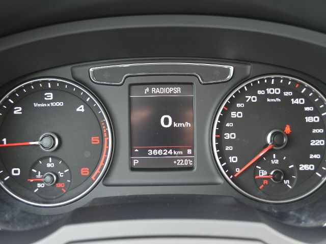 Q3 Sport 2.0 TDI quattro S-tronic S-line Selecti