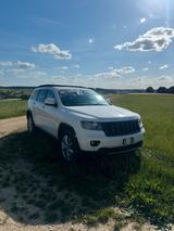 Jeep Grand  Cherokee 2012 V8 5,7L - Jeep Grand Cherokee mit Benzin-Antrieb: Geländewagen, 5.2