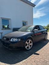 Audi A4 1.9 TDI 131 Ps - Sline Bose Pdc Si... - Audi A4 aus 2004: 1.9