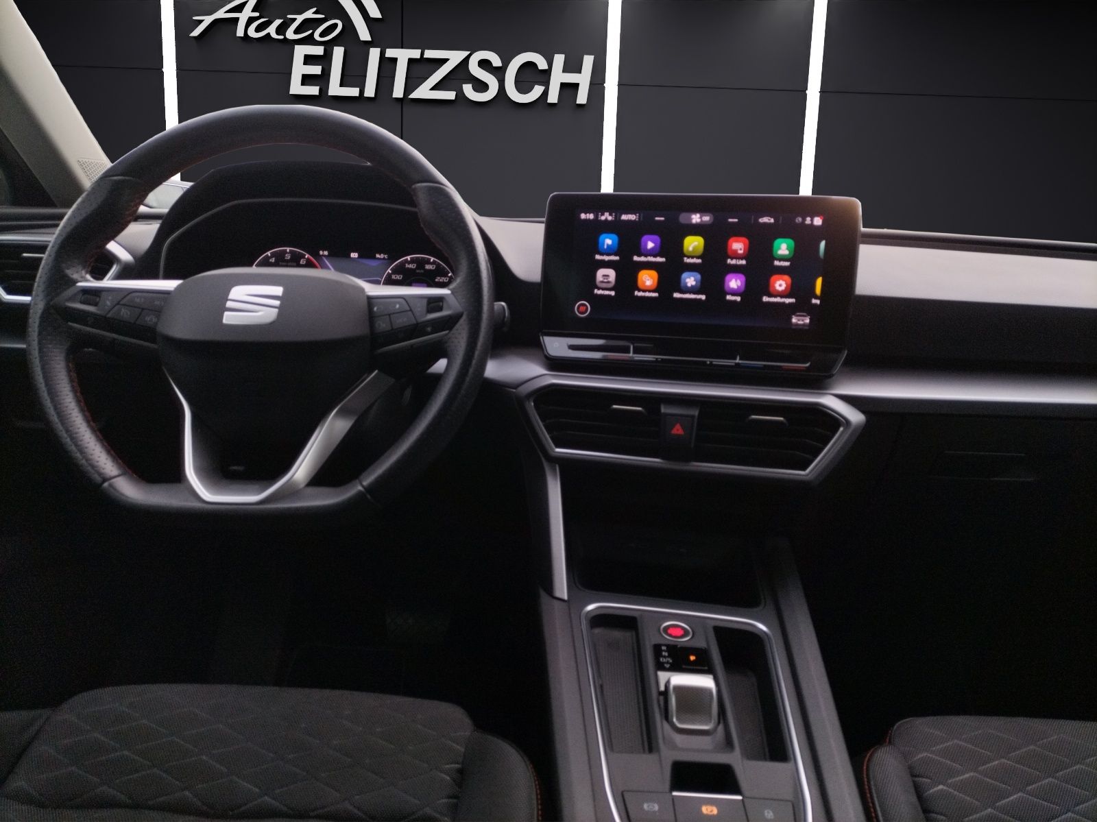 Fahrzeugabbildung SEAT Leon ST eTSI FR-Line DSG LED AHK Navi ACC Park-A