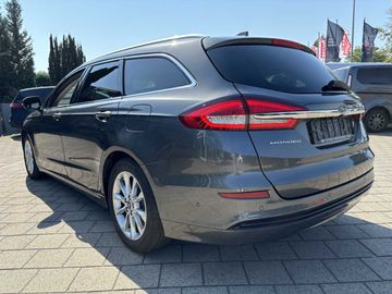 Ford Mondeo Turnier 2.0 EcoBlue Titanium NaviLED