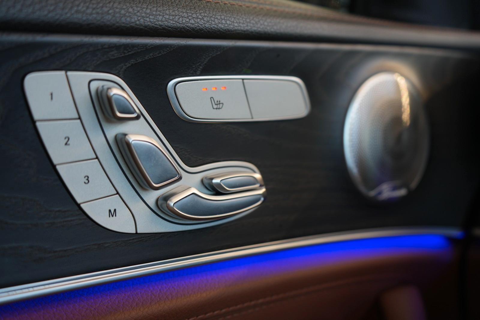 Mercedes-Benz E 300 T d 4Matic AMG-LINE *LEDER BRAUN|PANO*