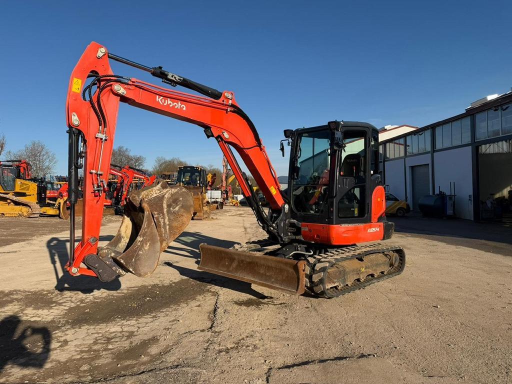 Kubota KX057-4