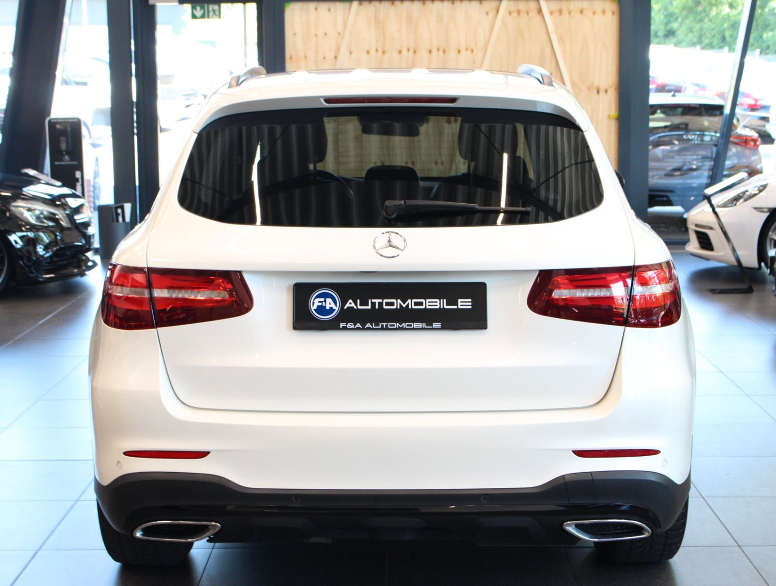 Fahrzeugabbildung Mercedes-Benz GLC 350 d 4MATIC AMG Line *PNRM*Kamera*AHK