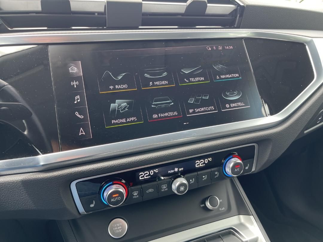 Fahrzeugabbildung Audi Q3 35 1.5 TFSI advanced Kamera,LED,Matrix,Navi