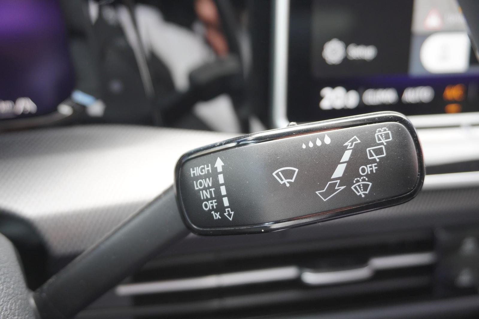 Volkswagen Golf VIII 1.5 TSI R-Line LED App-Connect Kamera, миниатюра 29