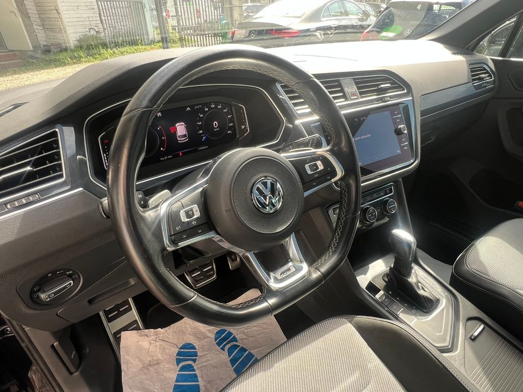 Volkswagen Tiguan 1.5 TSI OPF DSG 2x R-Line*Panorama*Top*