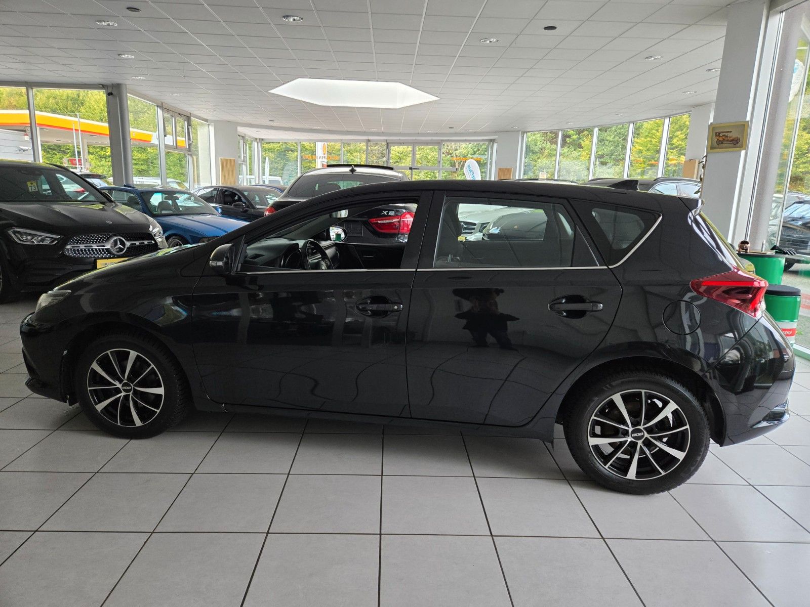 Fahrzeugabbildung Toyota Auris Comfort