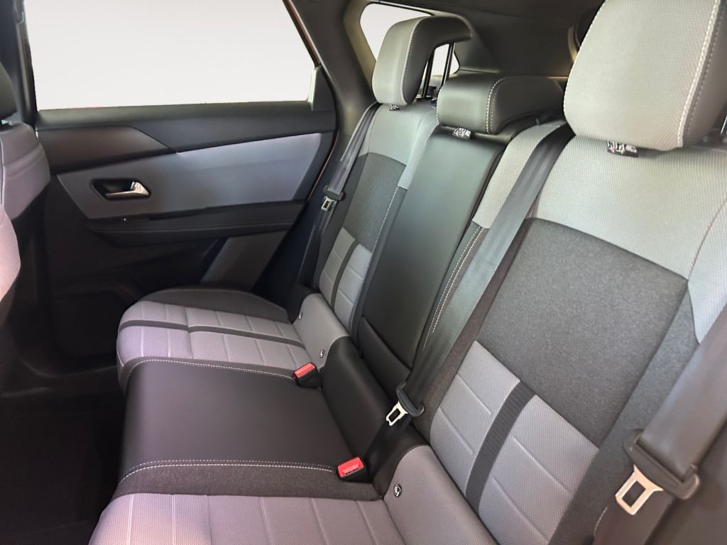 Fahrzeugabbildung Opel Grandland 1.2 DI Hybrid 48 V Automatik GS (K)