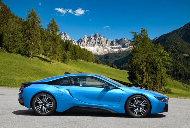 BMW i8  Sammerfahrzeug! Neuwertig!