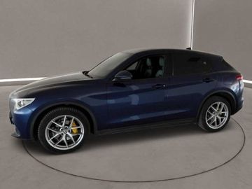 Alfa-Romeo Stelvio - 10