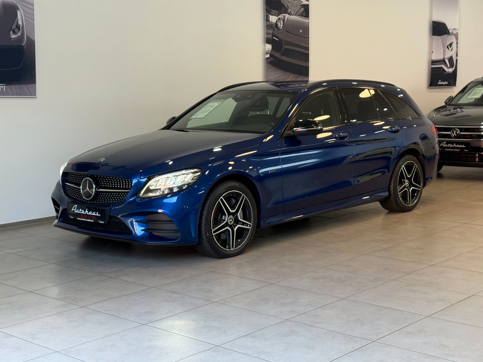 MERCEDES-BENZ C 300 e T 2xAMG Line*NIGHT-P.*1.HD*LED*9-G*AHK*