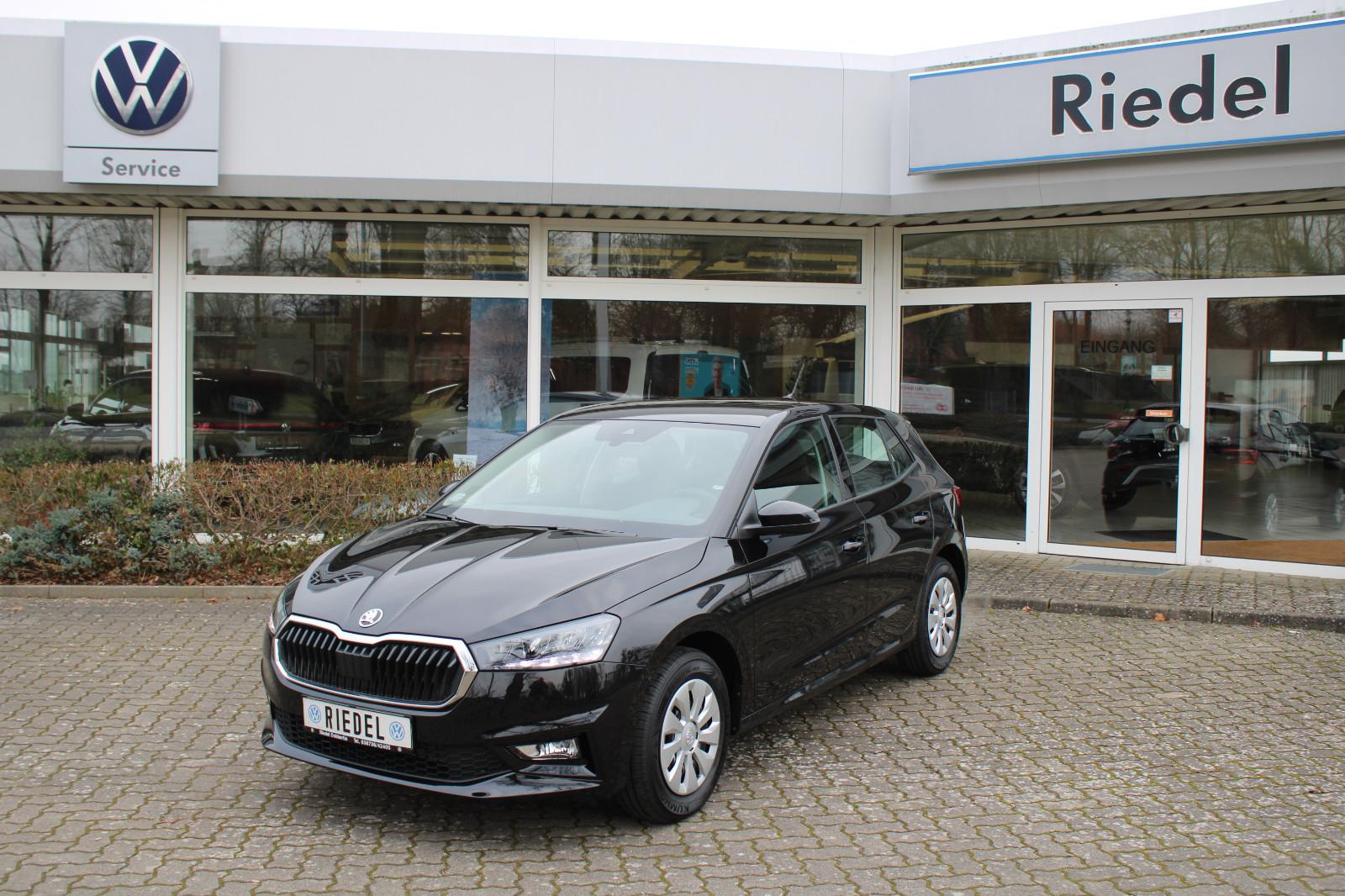 Skoda Fabia 1.0 TSI Essence, App-Connect, Klima, LED