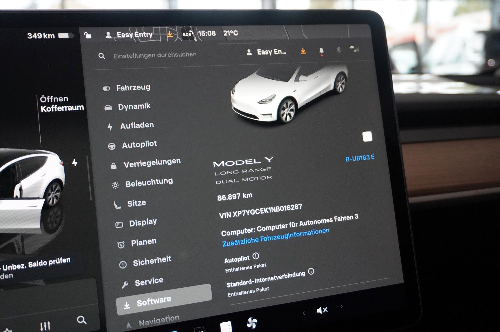 Fahrzeugabbildung Tesla Model Y LONGRANGE DUAL-MOTOR NAVI/KAMERA/DAB/AMD