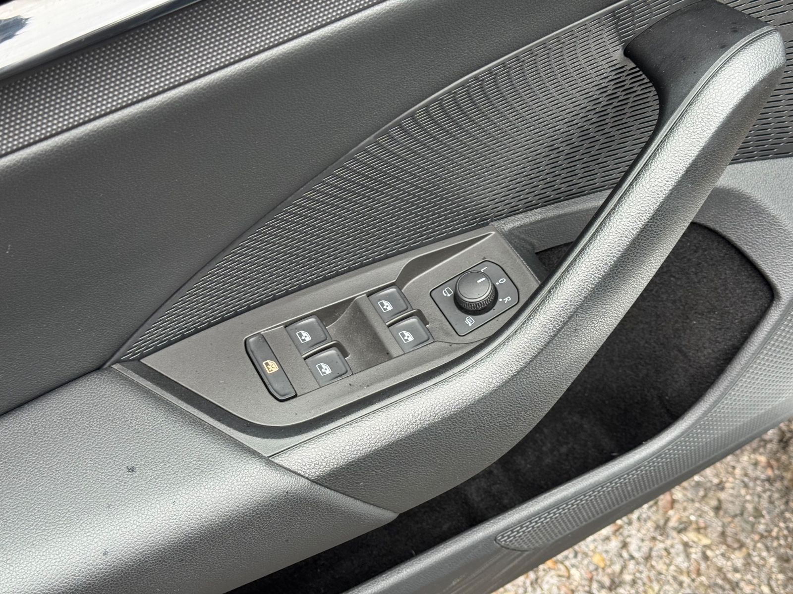 Skoda Octavia Combi DSG Sportline HUD ACC Keyless foto 11