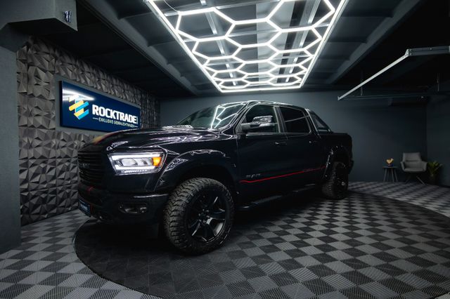 Dodge RAM 5.7 V8 HEMI 4x4 OFFROAD Night-Paket *LED*