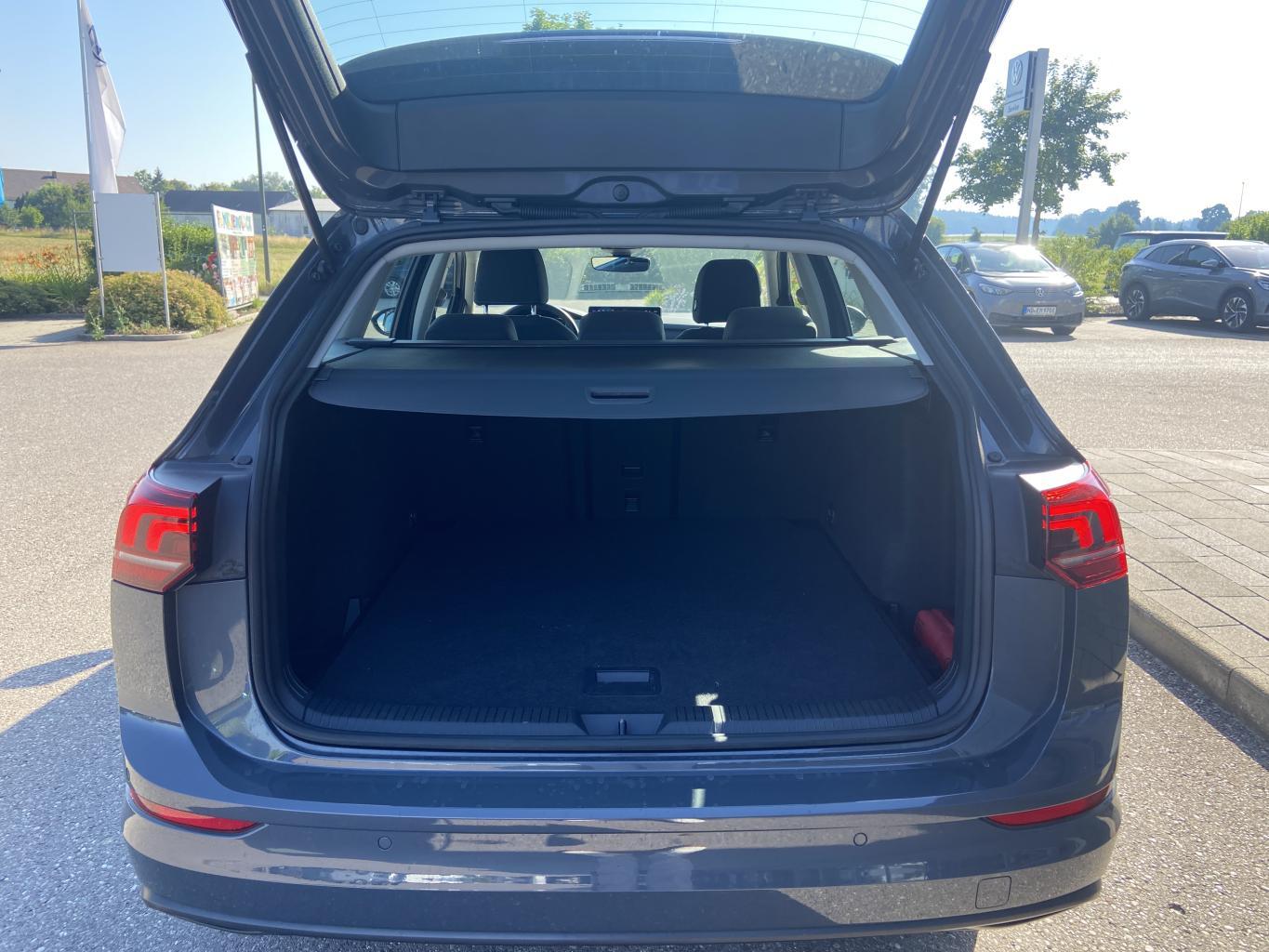 Volkswagen Golf Variant 1.5 eTSI DSG STYLE AHK+APP-CONNECT+, миниатюра 13