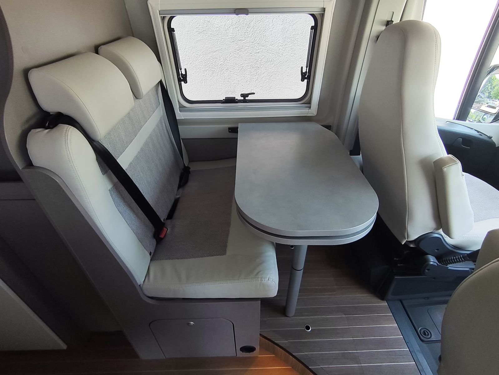 Fahrzeugabbildung Etrusco CV 600 DB m. Aufstelldach