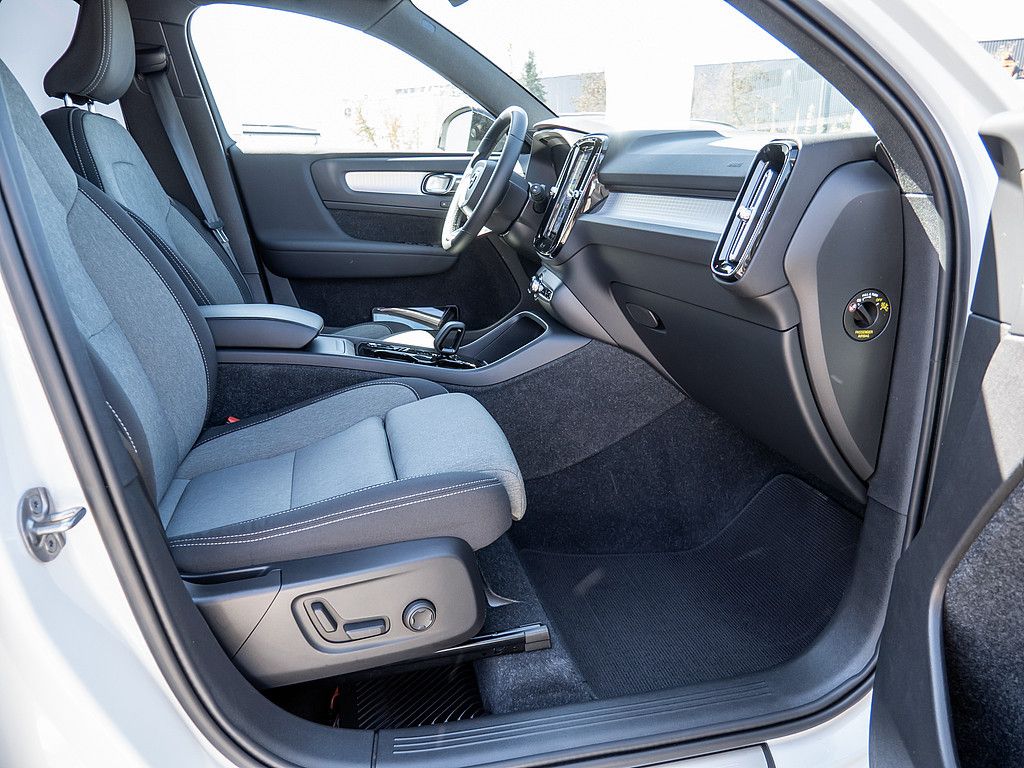 Volvo XC40 — fotografia 3