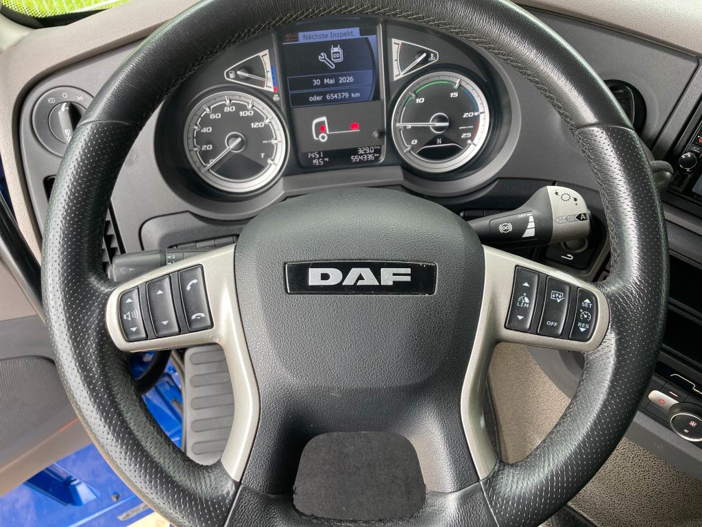 Fahrzeugabbildung DAF FT XF 530 SSC LD