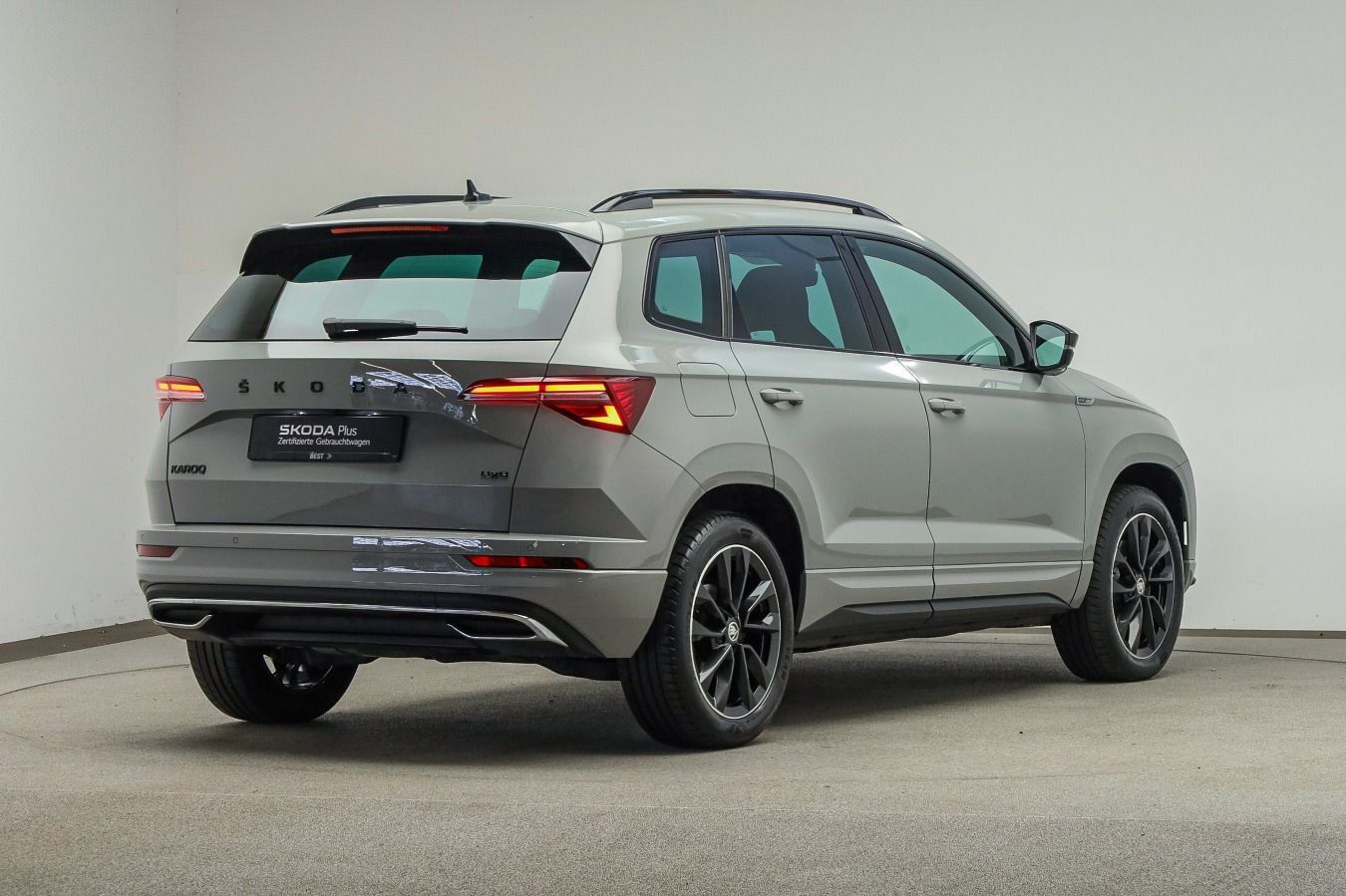 Skoda Karoq 2.0 TDI 4x4 DSG SPORTLINE*MATRIX*STHZG*NAV imagem 2