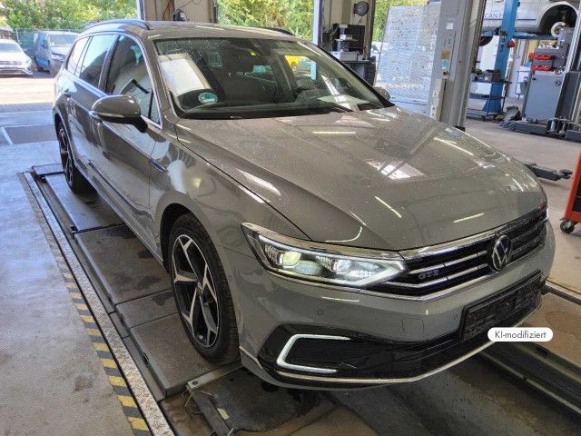 Volkswagen Passat Variant GTE 1.4 eHybrid DSG SHZ RFK MATRI imagem 2