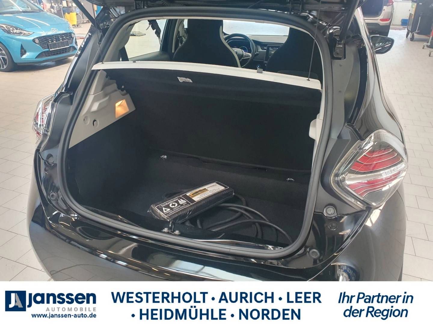 Fahrzeugabbildung Renault ZOE E-Tech 100% el. LIFE Batteriekauf R110 Z.E.