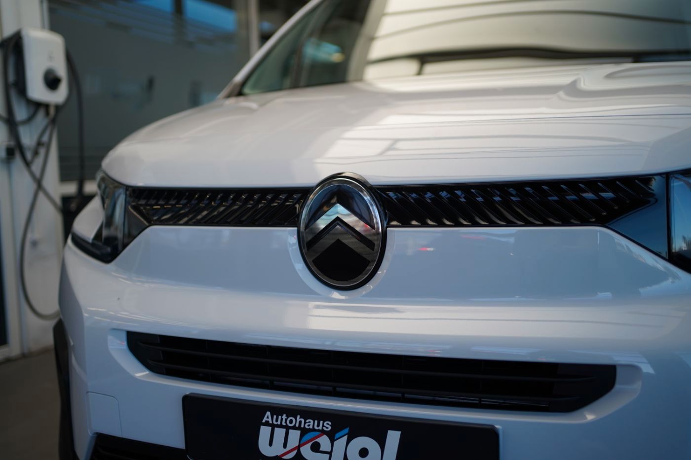 Fahrzeugabbildung Citroën Berlingo XL BlueHDi 130 EAT8 Max 7 Sitzer Navi