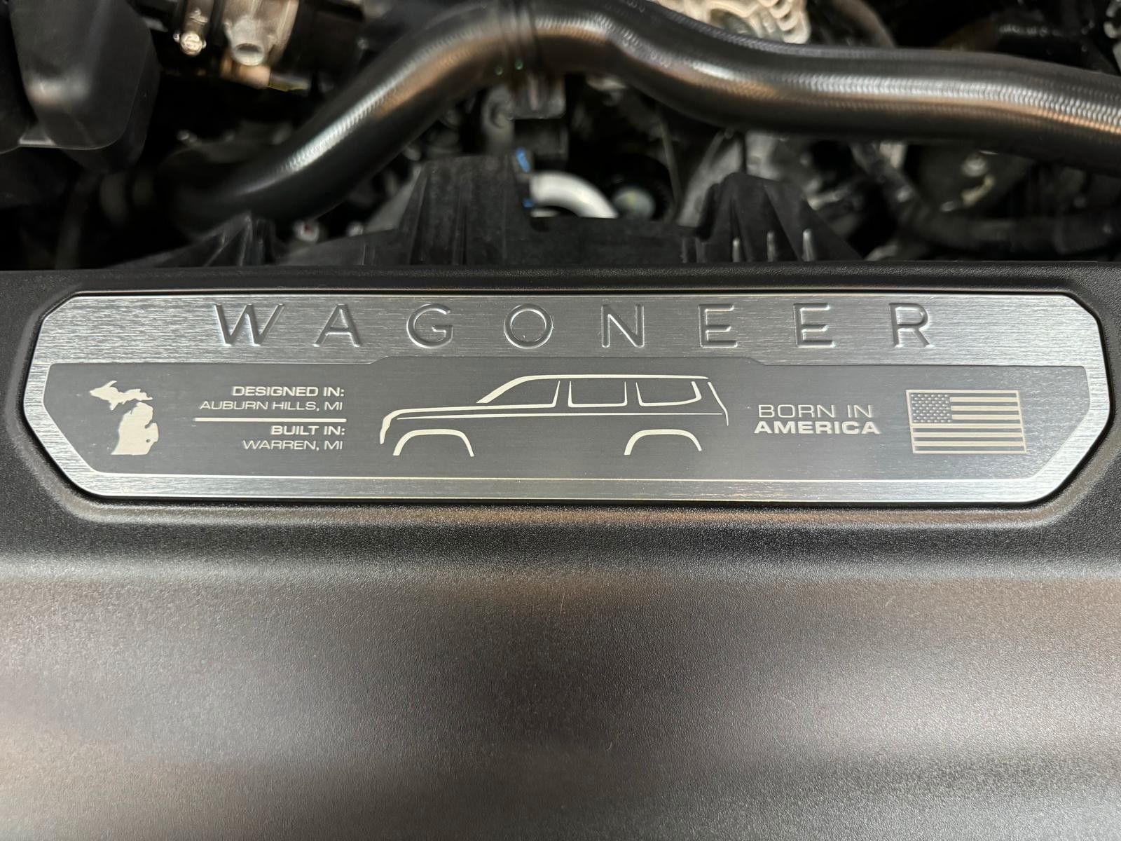 Fahrzeugabbildung Jeep GRAND WAGONEER SER. III BLACK LINE-24"6.4L V-8 .