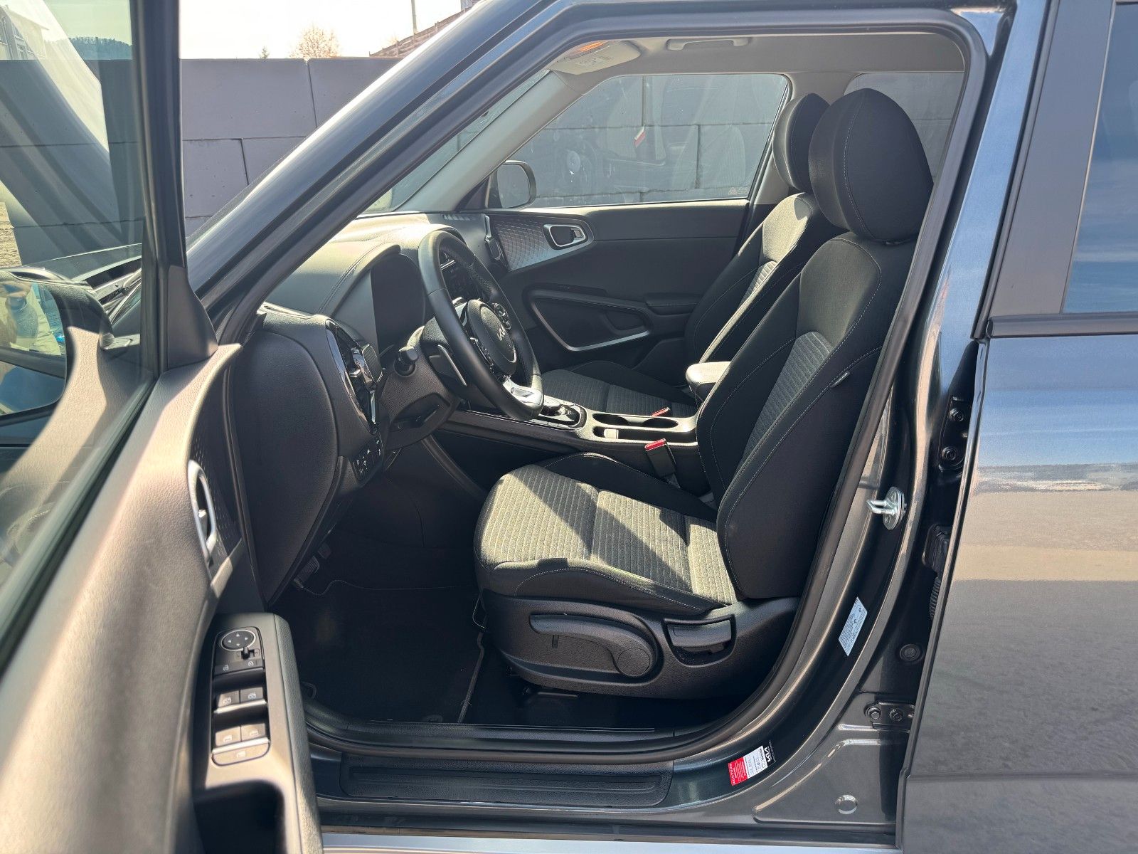 Fahrzeugabbildung Kia e-Soul 64 kWh Vision H&K Kam Navi Temp LKAS LHZ