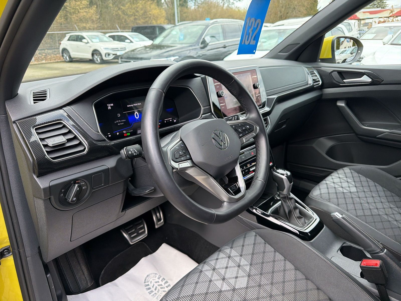 T-Cross R-Line TSi DSG Navi Matrix AZV