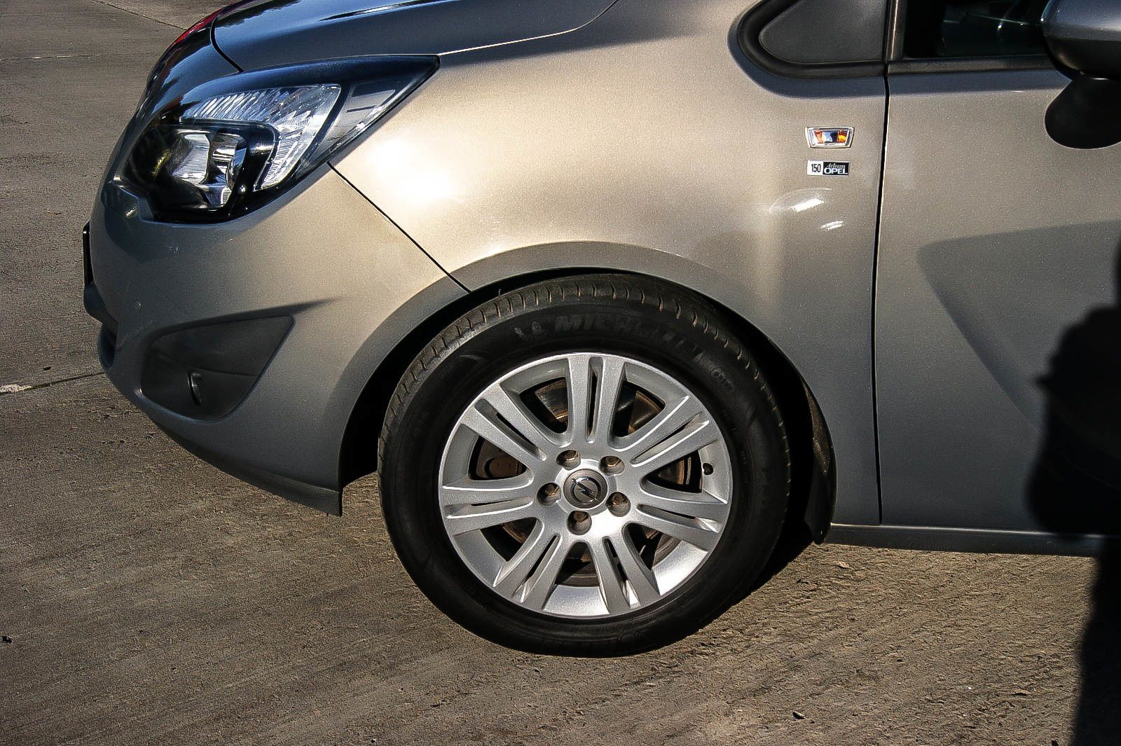 Fahrzeugabbildung Opel Meriva B 1.4Turbo 150 Jahre Opel 1HAND ANHZV PDC