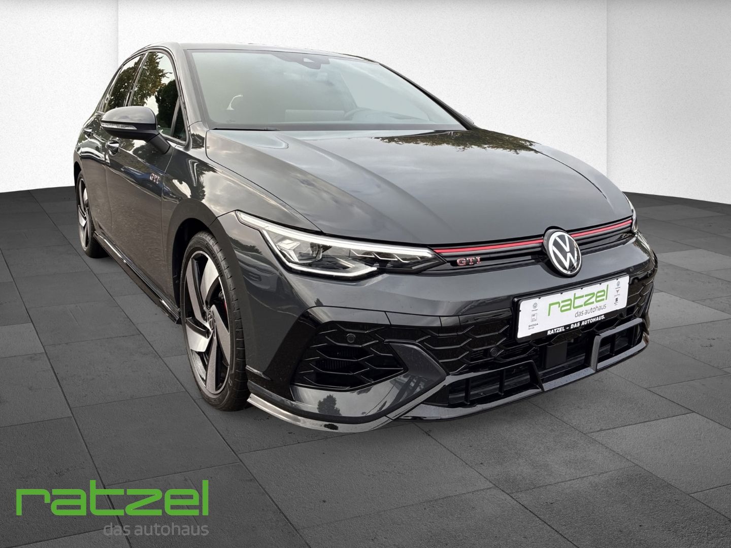 Fahrzeugabbildung Volkswagen Golf Clubsport VIII 2,0 TSI Navi ACC Apple CarPl