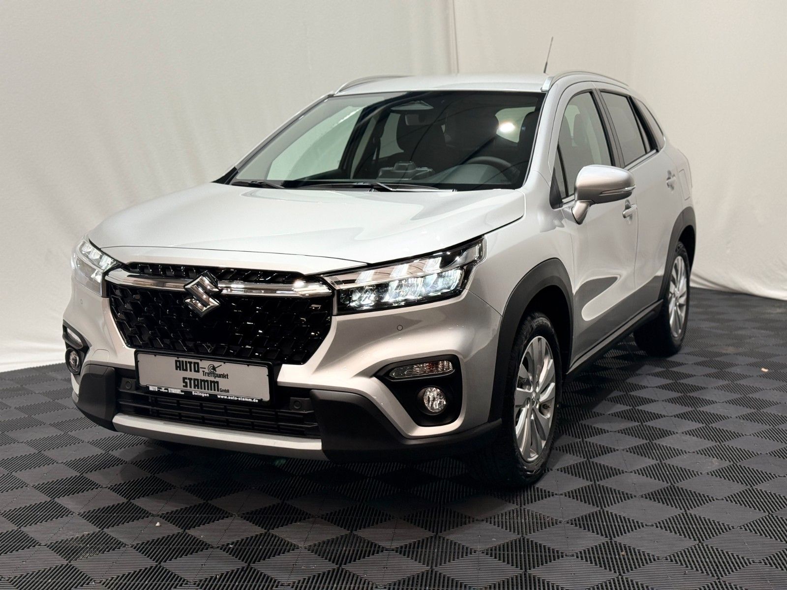 Fahrzeugabbildung Suzuki S-Cross 1.4 BOOSTERJET Hybrid Comfort
