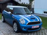 MINI COOPER-S Sitzheizung+Teilleder+Guter Zust+Xenon - Gute Gebrauchtwagen