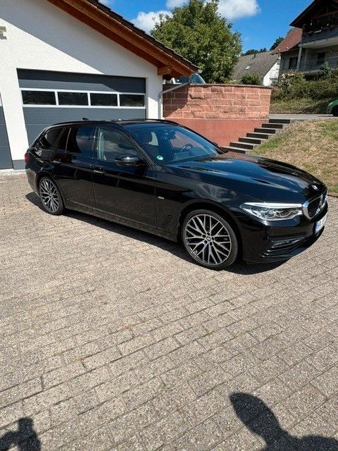 Image of BMW 520