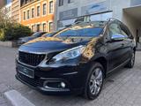 Peugeot 2008 Style, Navi - Peugeot 2008 Style mit Benzin-Antrieb
