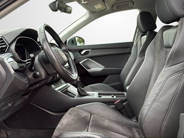 Q3 40 TFSI QUATTRO ADVANCED AZV+MATRIX+NAVI