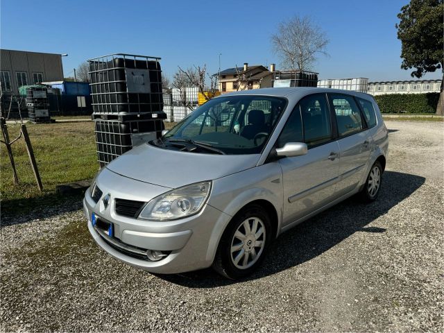 Renault Scenic Grand Scénic 1.9 dCi/130CV Dynami